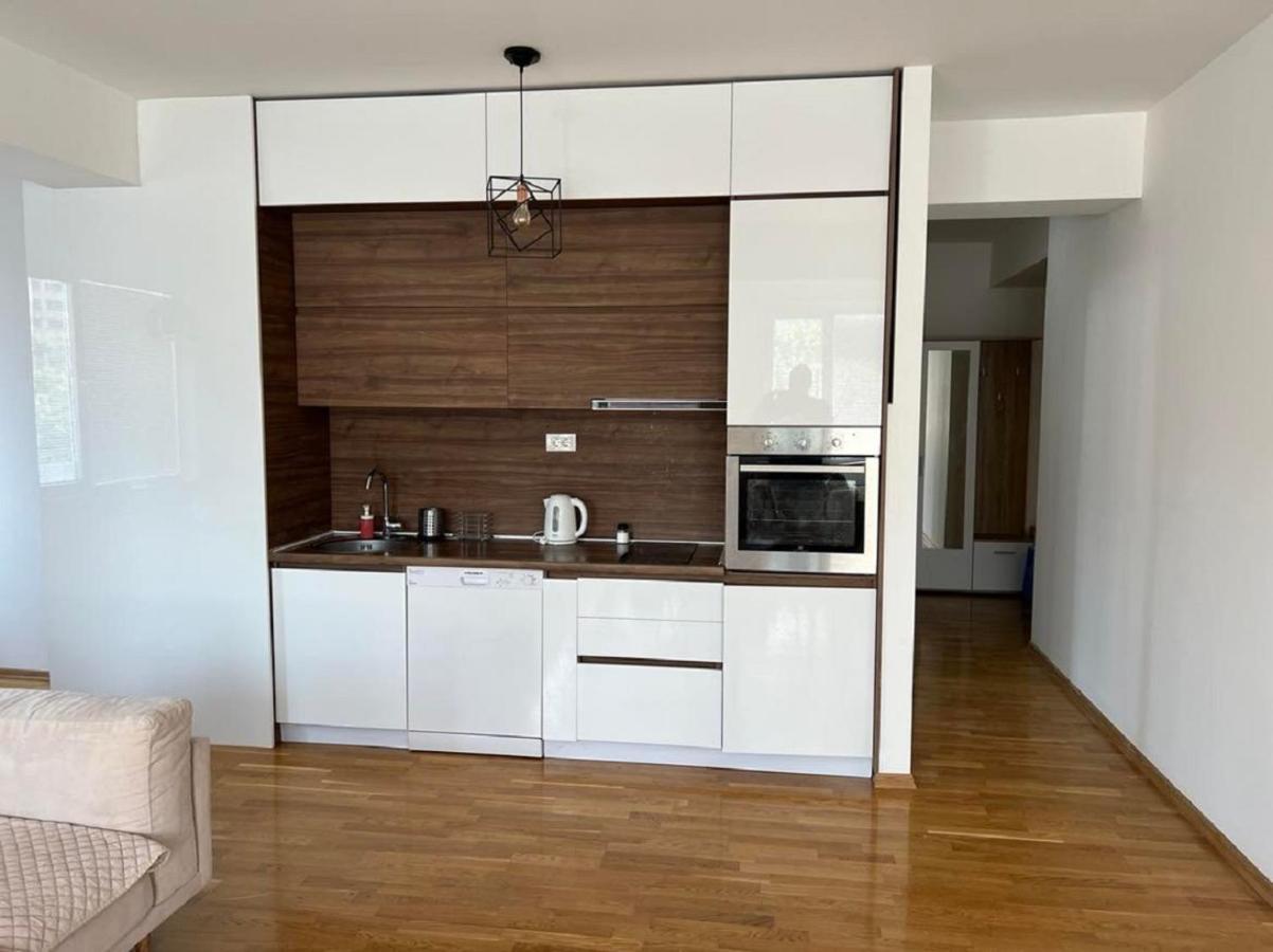 High-End Spacious Apartment Next To City Mall Üsküp Dış mekan fotoğraf