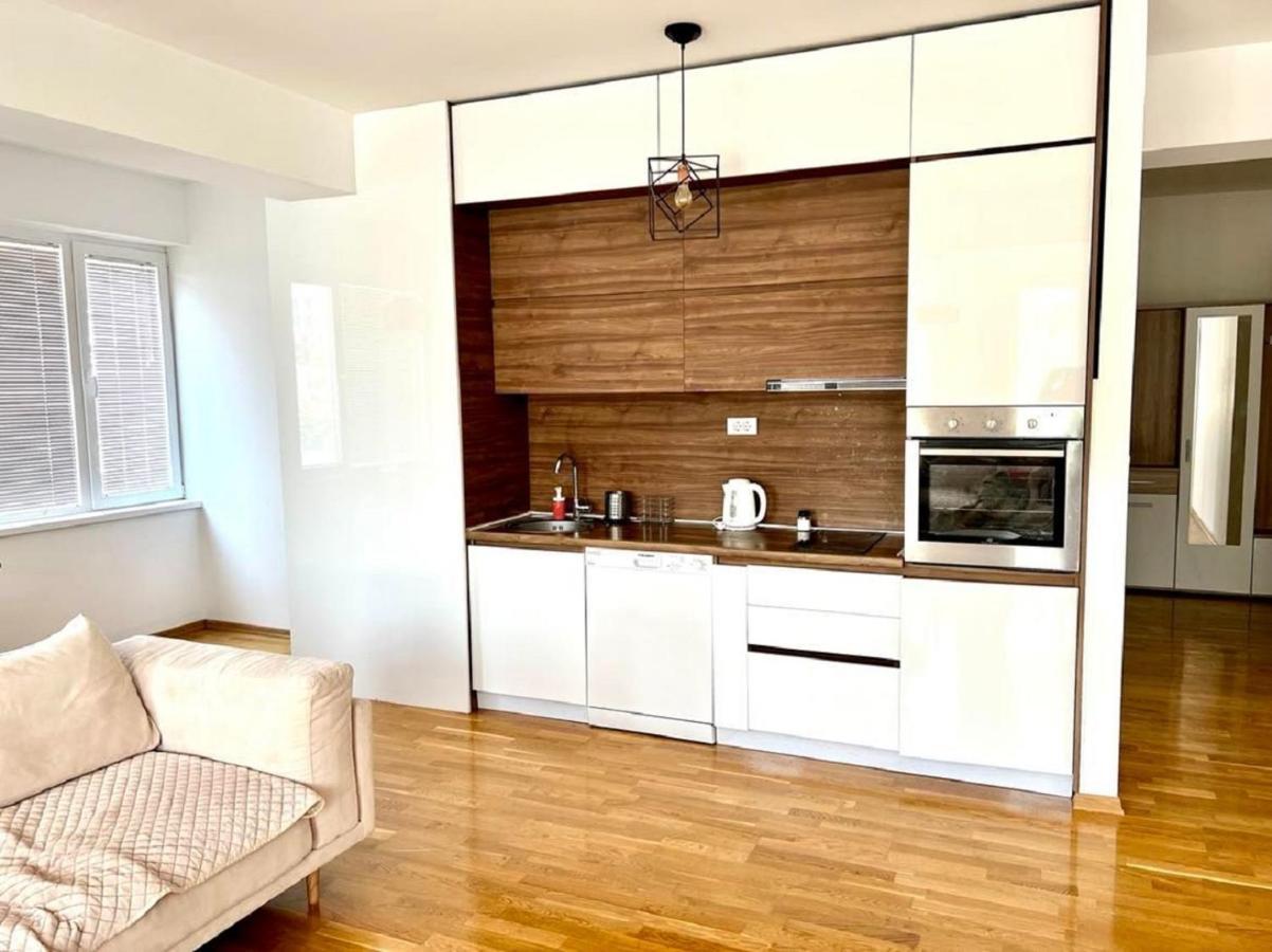High-End Spacious Apartment Next To City Mall Üsküp Dış mekan fotoğraf