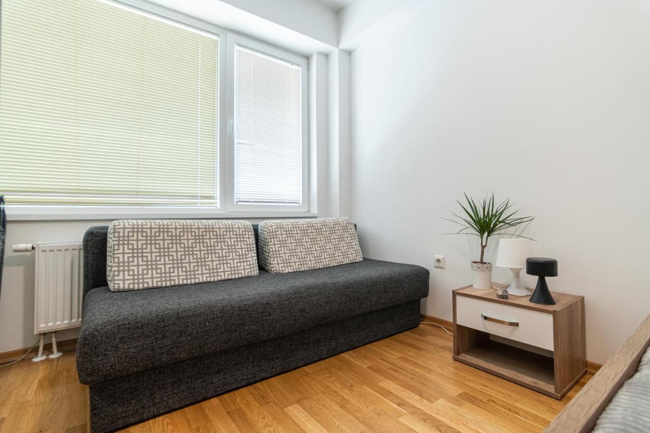 High-End Spacious Apartment Next To City Mall Üsküp Dış mekan fotoğraf