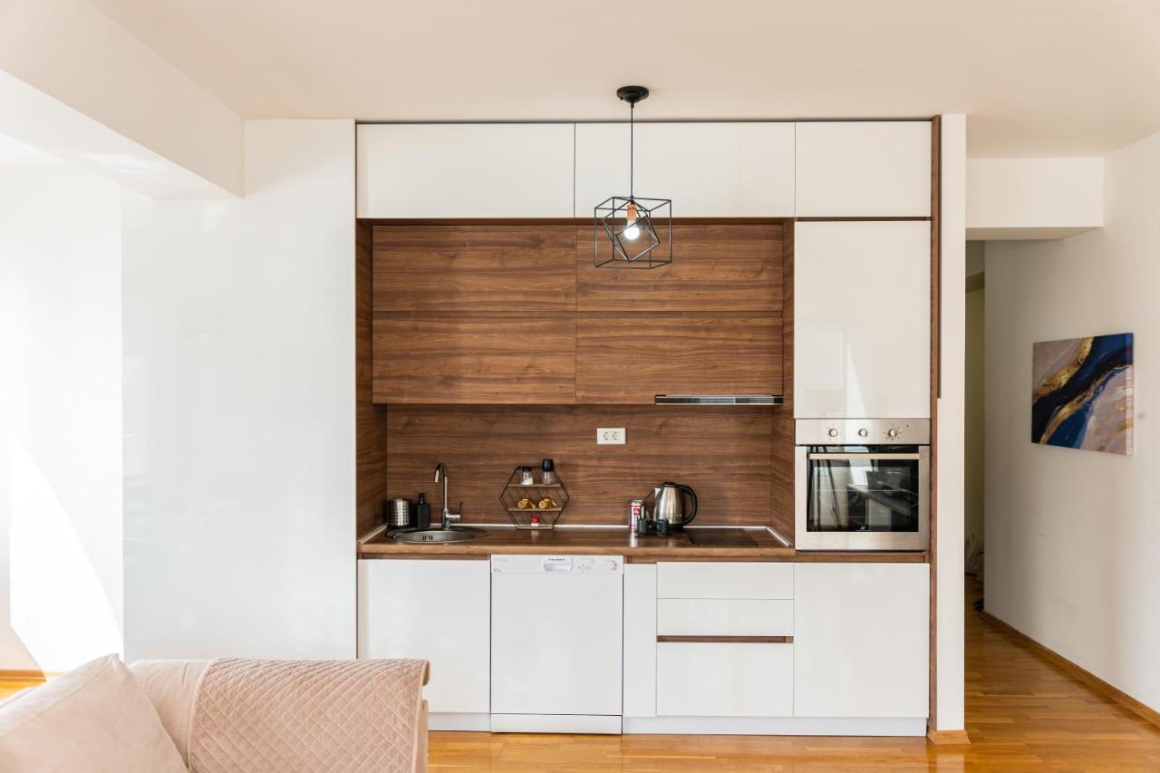 High-End Spacious Apartment Next To City Mall Üsküp Dış mekan fotoğraf