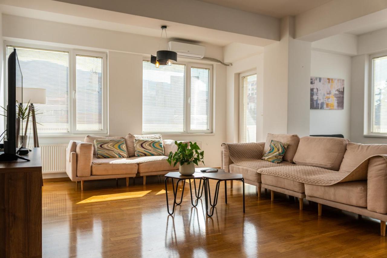 High-End Spacious Apartment Next To City Mall Üsküp Dış mekan fotoğraf