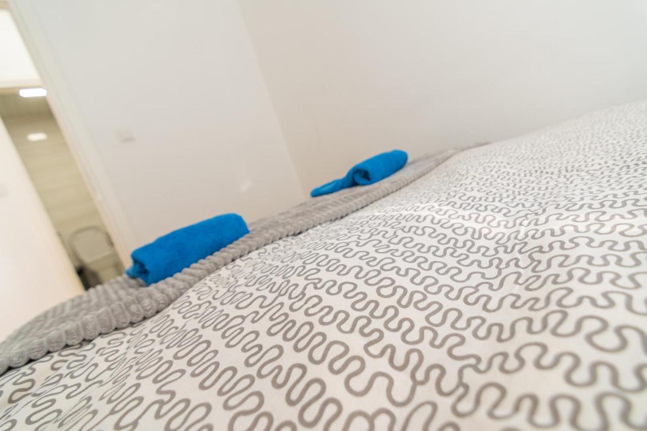 High-End Spacious Apartment Next To City Mall Üsküp Dış mekan fotoğraf