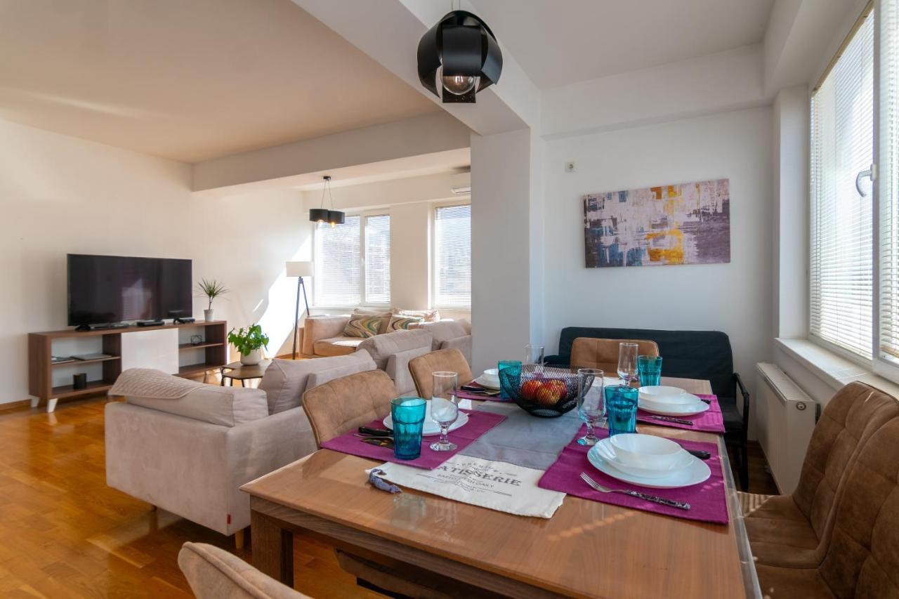 High-End Spacious Apartment Next To City Mall Üsküp Dış mekan fotoğraf