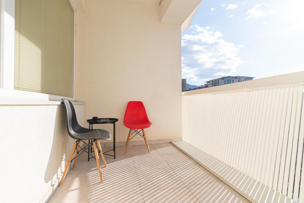 High-End Spacious Apartment Next To City Mall Üsküp Dış mekan fotoğraf